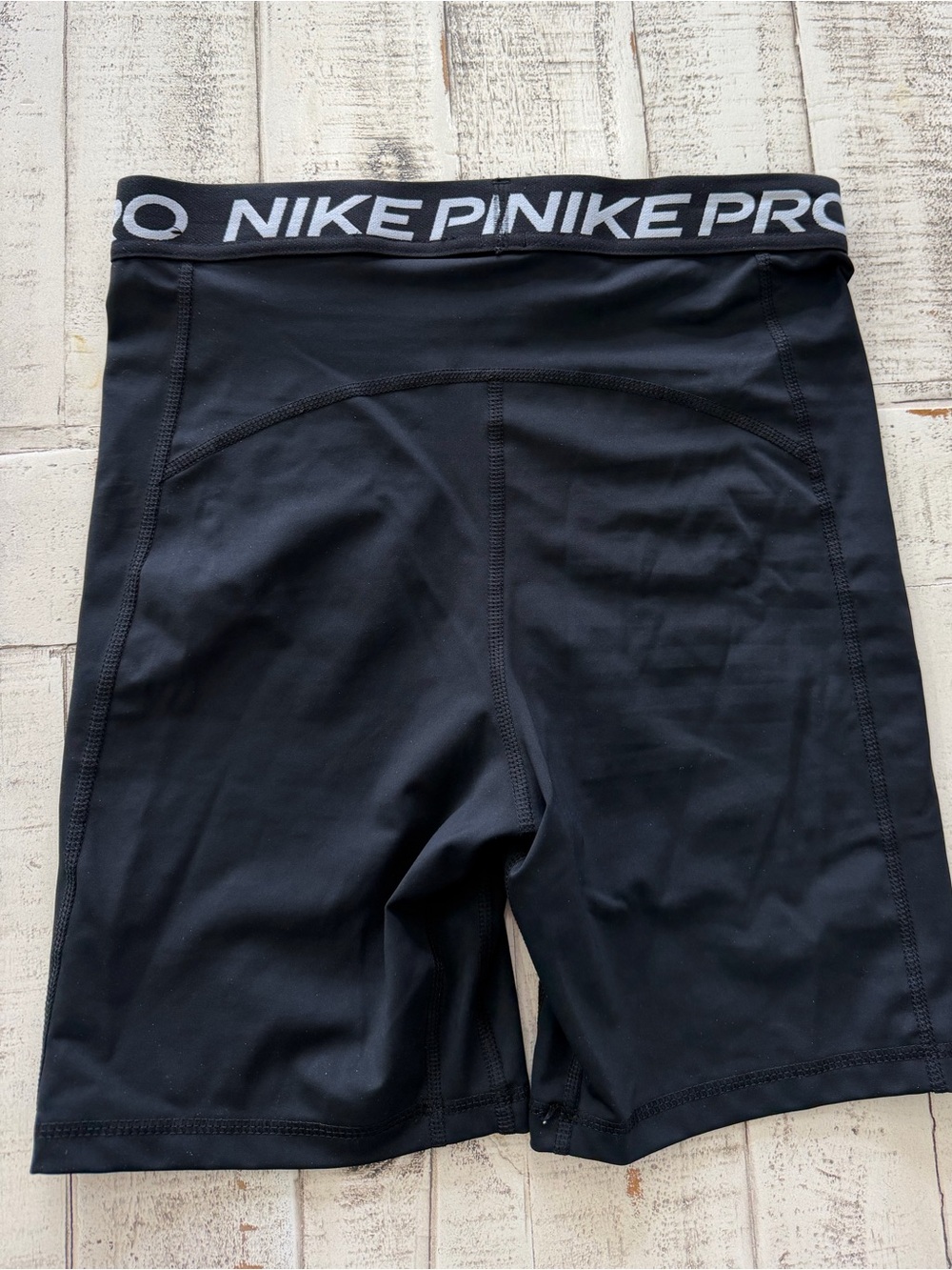Nike Pro High Rise 7 inch inseam Spandex Shorts - Picture 3 of 10